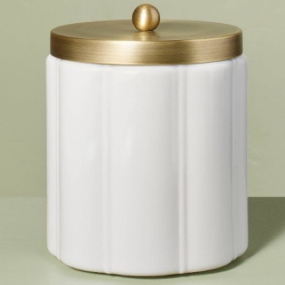 HEARTH & HAND NWT milk glass bath canister -white/gold -large